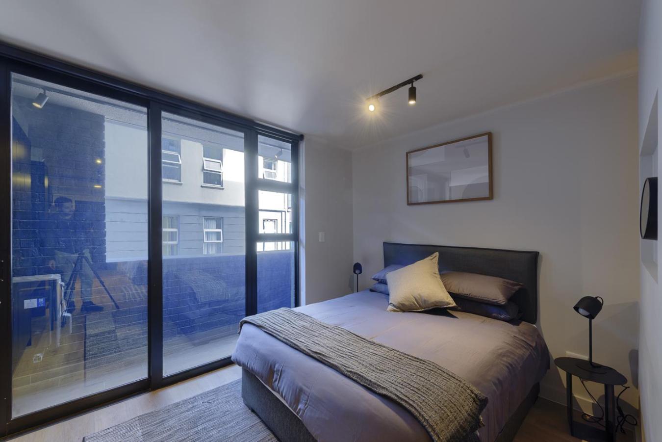 Urban Comfort At 1 Bed In City Centre With Pool 케이프타운 외부 사진